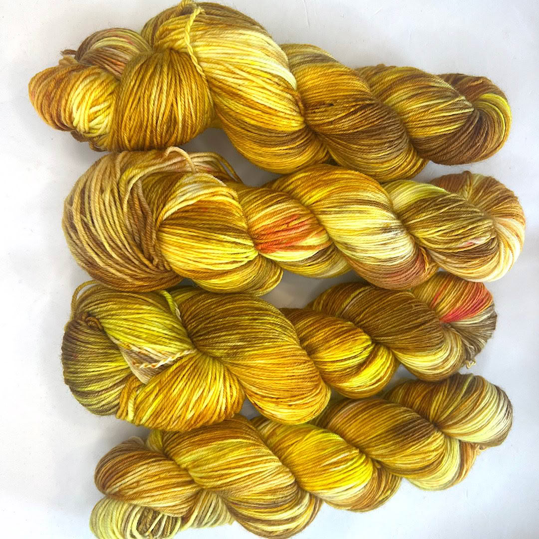 Walkies Golden Daze - Image 2