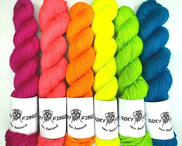 4 Ply MW Merino/Nylon Sock 50g Magenta - Image 3