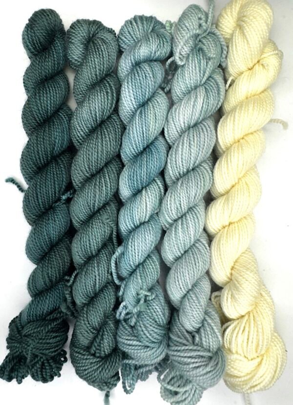 Fetch Sock Minis Green Fade 2